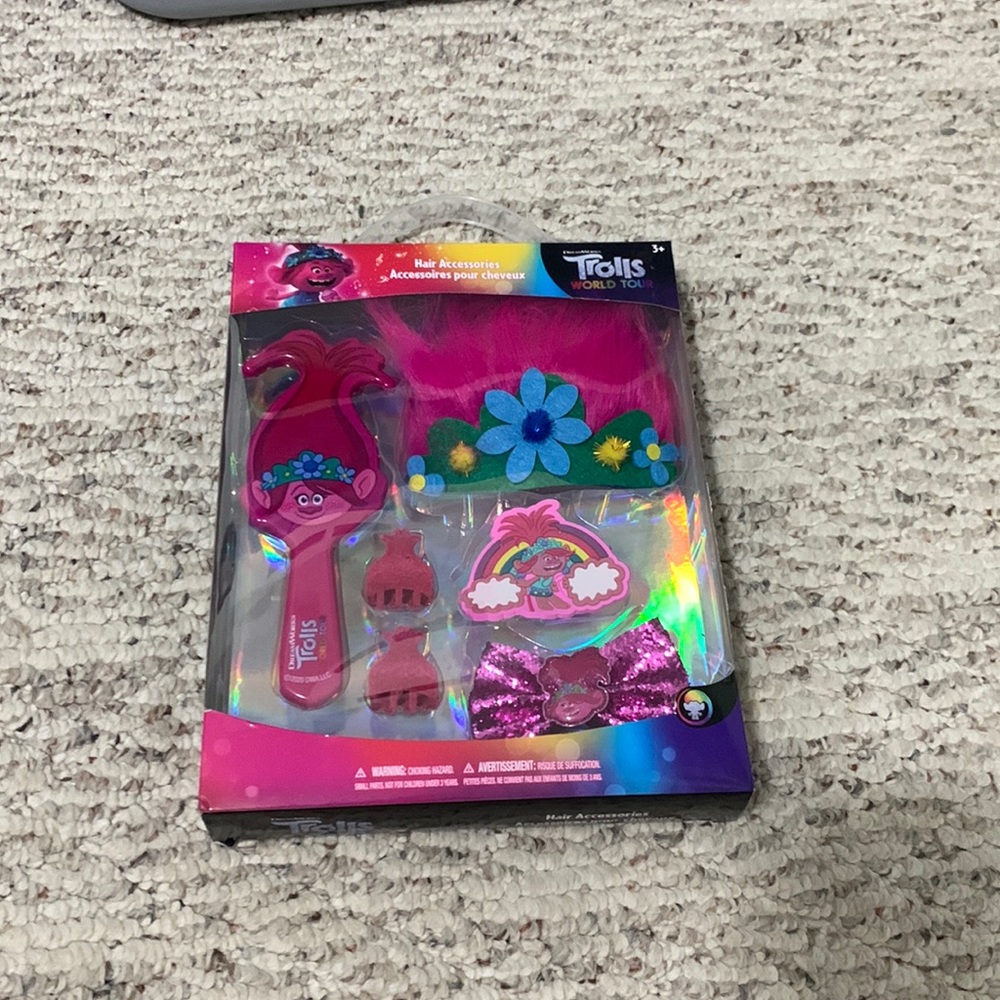 Trolls World Tour hair accessories toy